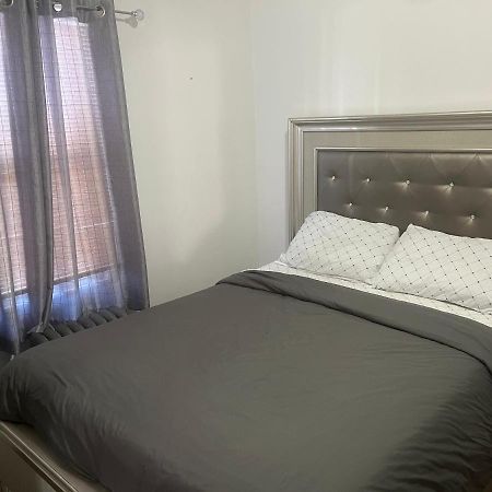 Three Bed One Bath Apt 25 Mins To Nyc Belleville Extérieur photo
