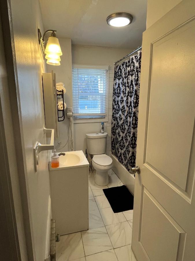 Three Bed One Bath Apt 25 Mins To Nyc Belleville Extérieur photo