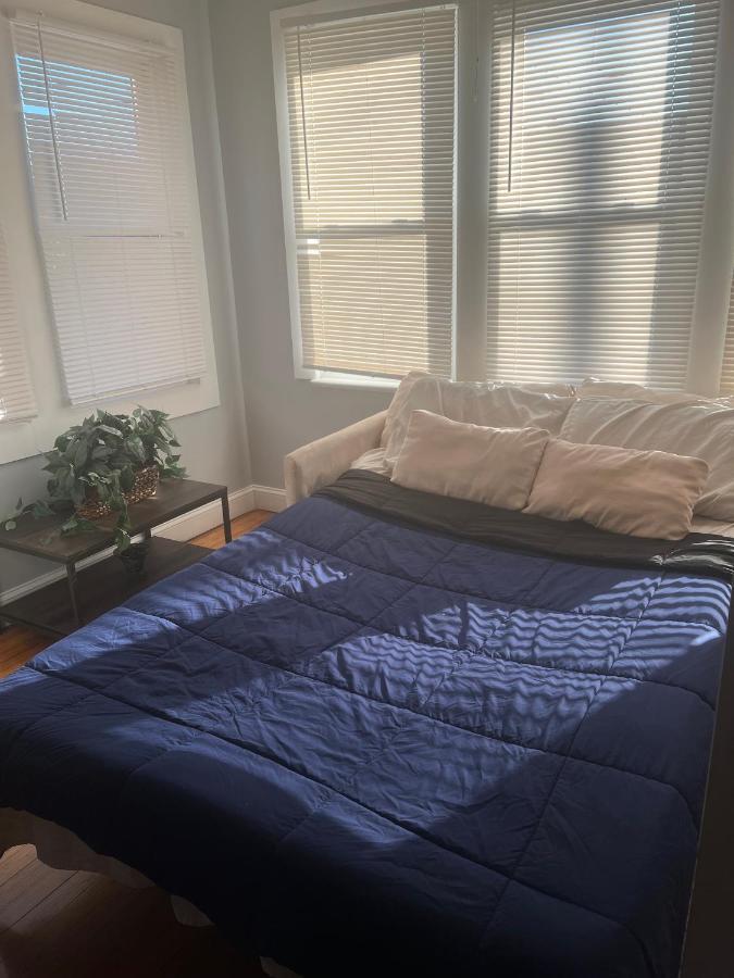 Three Bed One Bath Apt 25 Mins To Nyc Belleville Extérieur photo